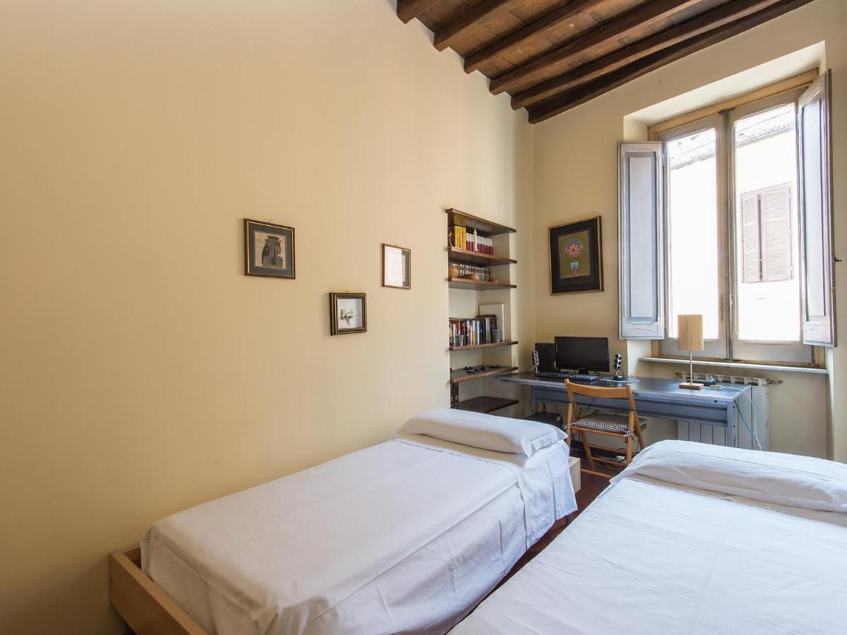 Piazza Navona Charming By Interhome Appartement Rome